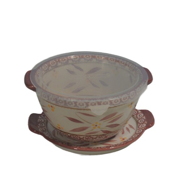 Temp-tations Presentable Ovenware 1.5 Qt Bowl with Under Plate and Lid - Picture 1 of 4